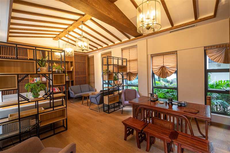 怒江百花山居酒店 怒江百花山居酒店